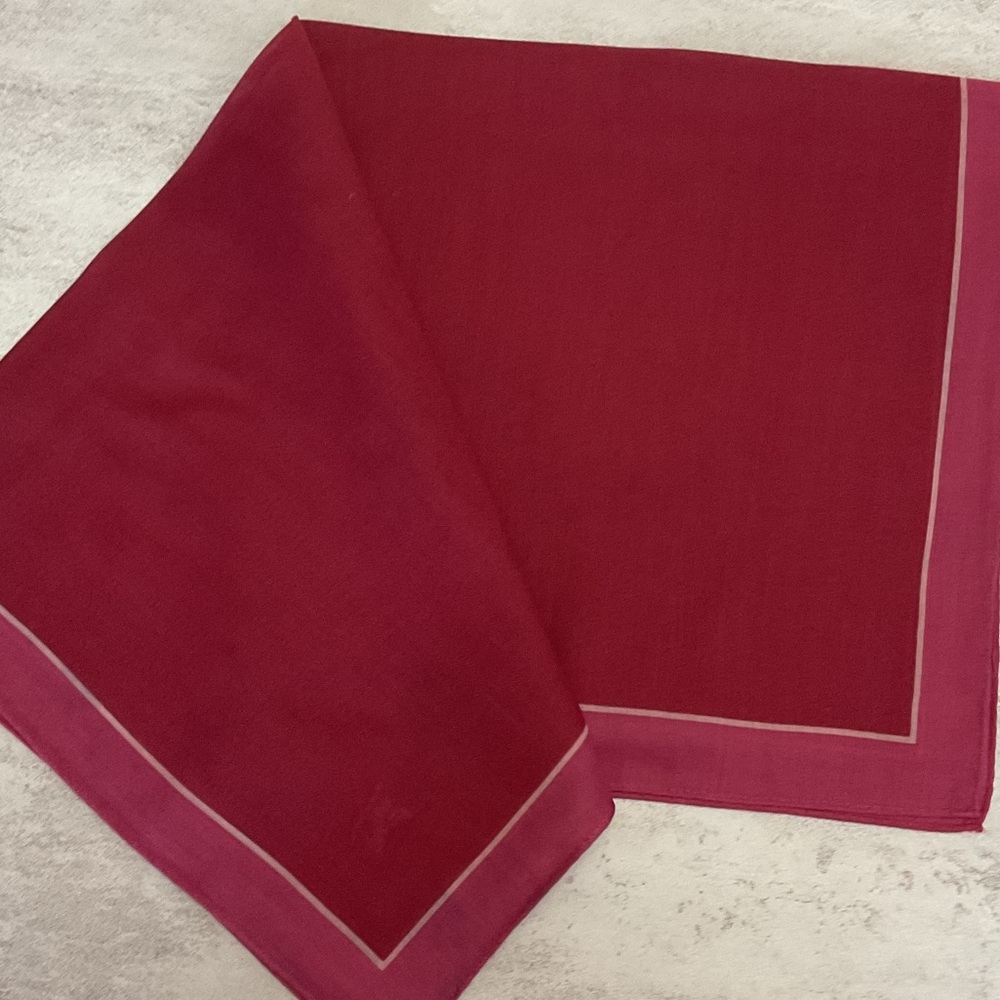 Burberry vintage handkerchief Red Scarf with Logo cotton - Picture 3 of 4